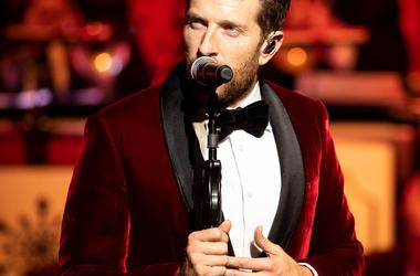 Brett Eldredge Singing At Rockefellar Tree Lighting Brett Eldredge Christmas