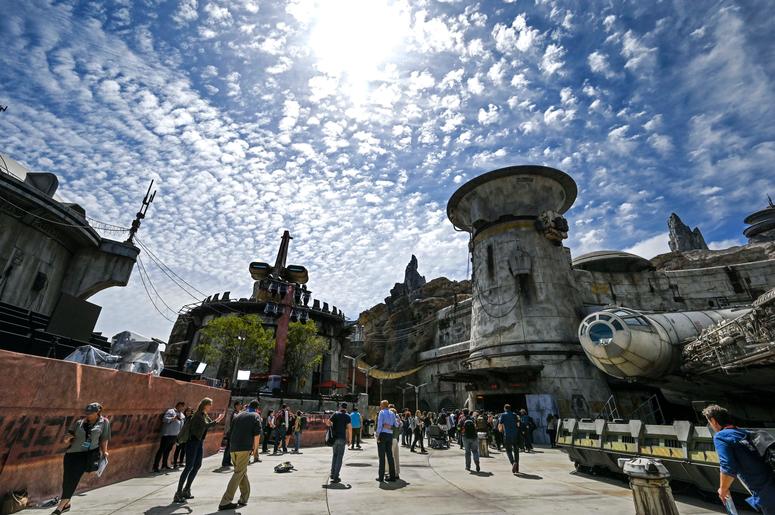 Star Wars-"Galaxy's Edge" Ride Opens At Disney World In December Star Wars-Galaxy's Edge Ride Opens At Disney World In December