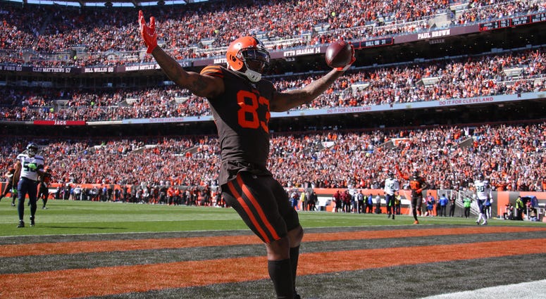 CLEVELAND, OHIO - OCTOBER 13: Ricky Seals-Jones #83 of the Cleveland Browns celebrates his second quarter touchdown against the Seattle Seahawks at FirstEnergy Stadium on October 13, 2019 in Cleveland, Ohio. (Photo by Gregory Shamus/Getty Images) CLEVELAND, OHIO - OCTOBER 13: Ricky Seals-Jones #83 of the Cleveland Browns celebrates his second quarter touchdown against the Seattle Seahawks at FirstEnergy Stadium on October 13, 2019 in Cleveland, Ohio. (Photo by Gregory Shamus/Getty Images)
