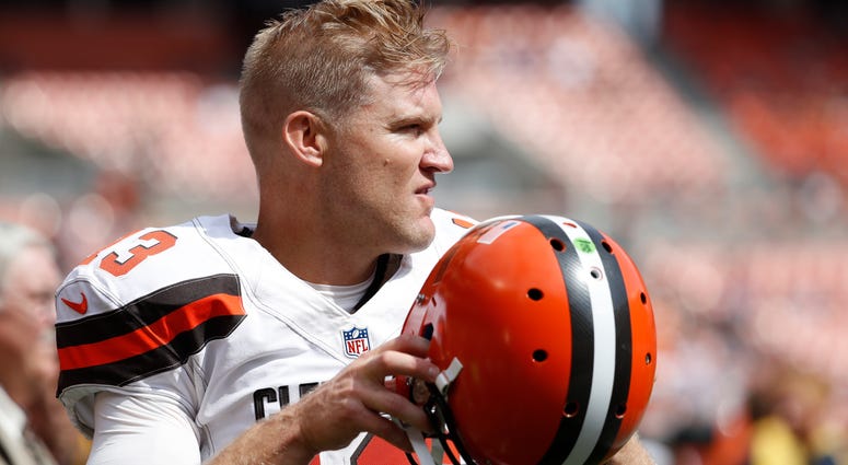 CLEVELAND, OH - SEPTEMBER 18: Josh McCown #13 of the Cleveland Browns looks on before the game against the Baltimore Ravens at Cleveland Browns Stadium on September 18, 2016 in Cleveland, Ohio
