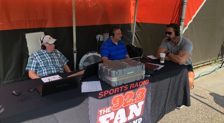 Tim Couch joins Andy Baskin and Jeff Phelps at Browns training camp. Tim Couch joins Andy Baskin and Jeff Phelps at Browns training camp.