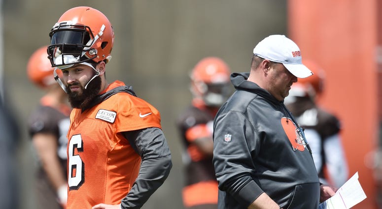 May 15, 2019; Berea, OH, USA; Cleveland Browns head coach Freddie Kitchens talks to quarterback Baker Mayfield (6) during organized team activities at the Cleveland Browns training facility. Mandatory Credit: Ken Blaze-USA TODAY Sports May 15, 2019; Berea, OH, USA; Cleveland Browns head coach Freddie Kitchens talks to quarterback Baker Mayfield (6) during organized team activities at the Cleveland Browns training facility. Mandatory Credit: Ken Blaze-USA TODAY Sports