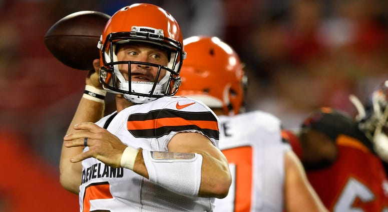 Aug 23, 2019; Tampa, FL, USA; Cleveland Browns quarterback Drew Stanton (5) looks to pass during the second half against the Tampa Bay Buccaneers at Raymond James Stadium.