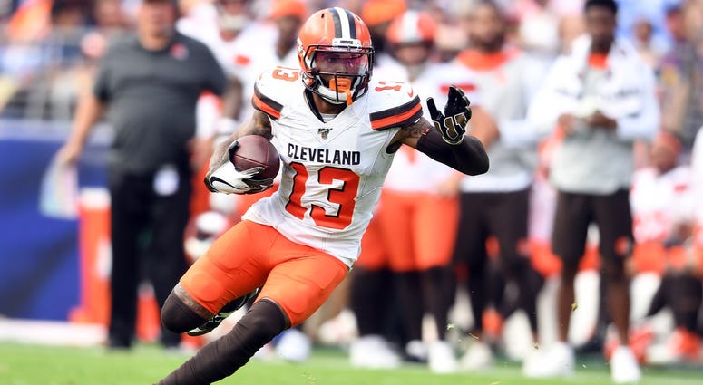 Sep 29, 2019; Baltimore, MD, USA; Cleveland Browns wide receiver Odell Beckham (13) runs with the ball in the forth quarter in a football game against the Baltimore Ravens at M&T Bank Stadium. Mandatory Credit: Mitchell Layton-USA TODAY Sports Sep 29, 2019; Baltimore, MD, USA; Cleveland Browns wide receiver Odell Beckham (13) runs with the ball in the forth quarter in a football game against the Baltimore Ravens at M&T Bank Stadium. Mandatory Credit: Mitchell Layton-USA TODAY Sports