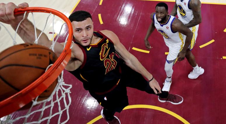 Cleveland Cavaliers forward Larry Nance Jr. (22) dunks the ball against Golden State Warriors forward Draymond Green (23) during the second quarter in game four of the 2018 NBA Finals Cleveland Cavaliers forward Larry Nance Jr. (22) dunks the ball against Golden State Warriors forward Draymond Green (23) during the second quarter in game four of the 2018 NBA Finals