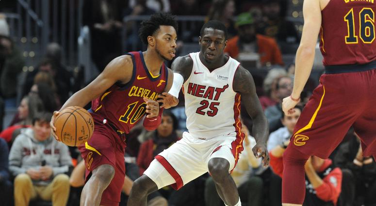 Nov 14, 2019; Cleveland, OH, USA; Cleveland Cavaliers guard Darius Garland (10) moves the ball against Miami Heat guard Kendrick Nunn (25) during the first quarter at Rocket Mortgage FieldHouse. Mandatory Credit: Philip G. Pavely-USA TODAY Sports Nov 14, 2019; Cleveland, OH, USA; Cleveland Cavaliers guard Darius Garland (10) moves the ball against Miami Heat guard Kendrick Nunn (25) during the first quarter at Rocket Mortgage FieldHouse. Mandatory Credit: Philip G. Pavely-USA TODAY Sports