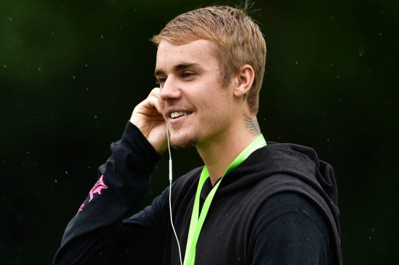 Justin Bieber on golf course Justin Bieber on golf course