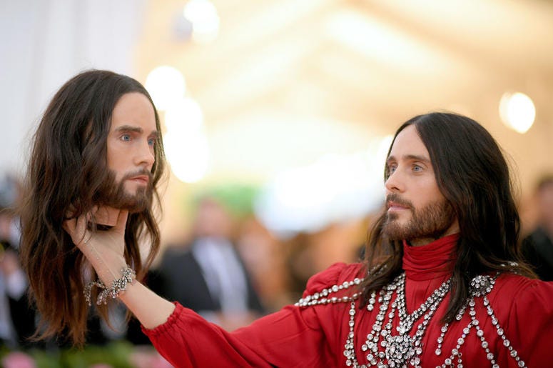 Jared Leto attends The 2019 Met Gala Celebrating Camp: Notes on Fashion at Metropolitan Museum of Art on May 06, 2019 in New York City Jared Leto attends The 2019 Met Gala Celebrating Camp: Notes on Fashion at Metropolitan Museum of Art on May 06, 2019 in New York City