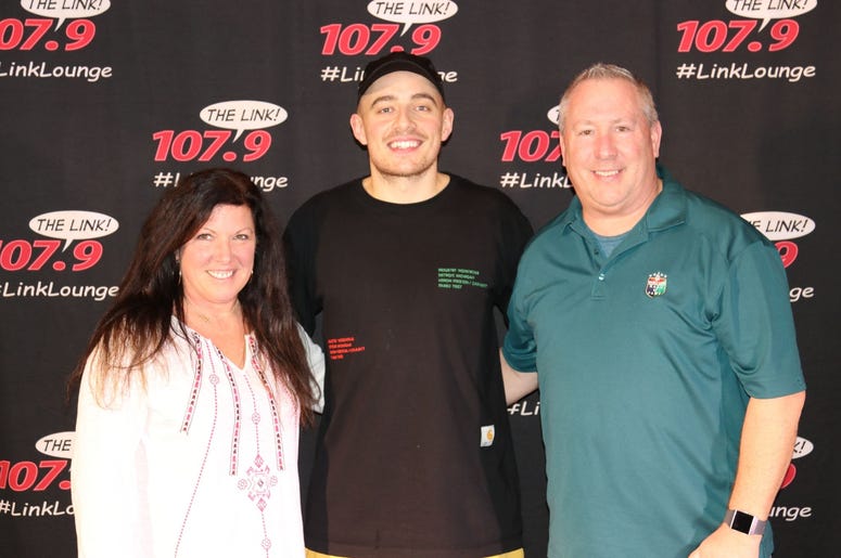 Link Lounge Dermot Kennedy Meet and Greet