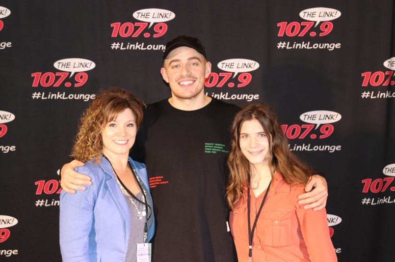 Link Lounge Dermot Kennedy Meet and Greet