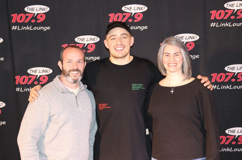 Link Lounge Dermot Kennedy Meet and Greet