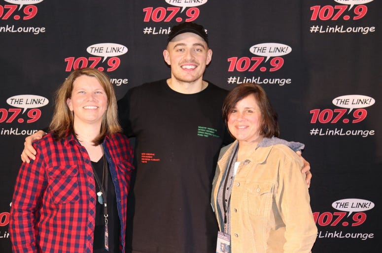 Link Lounge Dermot Kennedy Meet and Greet