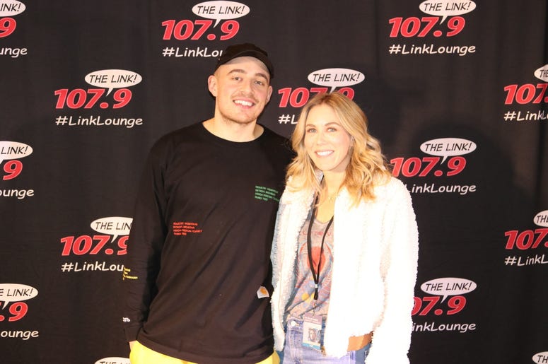 Link Lounge Dermot Kennedy Meet and Greet
