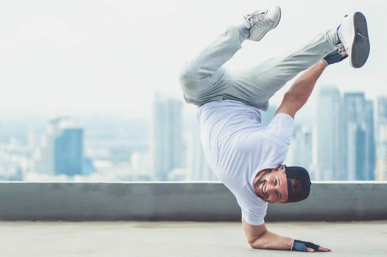 Breakdancing Breakdancing