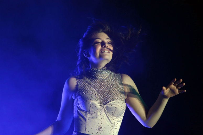 Lorde performs on Coachella Stage during the Coachella Valley Music and Arts Festival at Empire Polo Club. Lorde performs on Coachella Stage during the Coachella Valley Music and Arts Festival at Empire Polo Club.