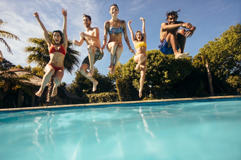 Many jump in pools to rinse off instead of rinsing off before swimming Before going for a dip, please rinse off
