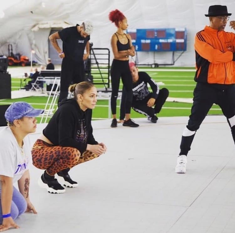 JLo y Swing Latino JLo practicando con Swing Latino