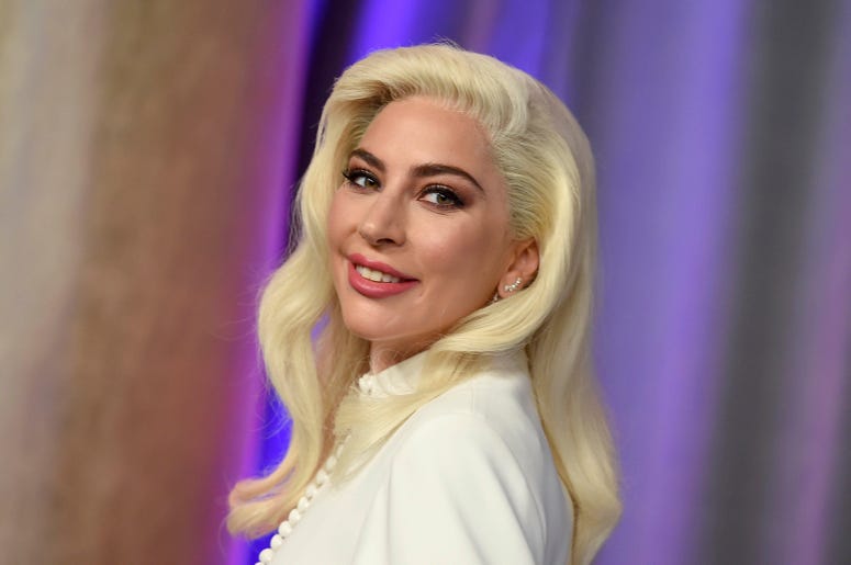 En esta foto del 4 de febrero del 2019, Lady Gaga posa en el almuerzo anual para los nominados al Oscar en Beverly Hills, California. Gaga anunció que su nueva línea de maquillaje, Haus Laboratories, estará disponible en Amazon a partir de septiembre En esta foto del 4 de febrero del 2019, Lady Gaga posa en el almuerzo anual para los nominados al Oscar en Beverly Hills, California. Gaga anunció que su nueva línea de maquillaje, Haus Laboratories, estará disponible en Amazon a partir de septiembre