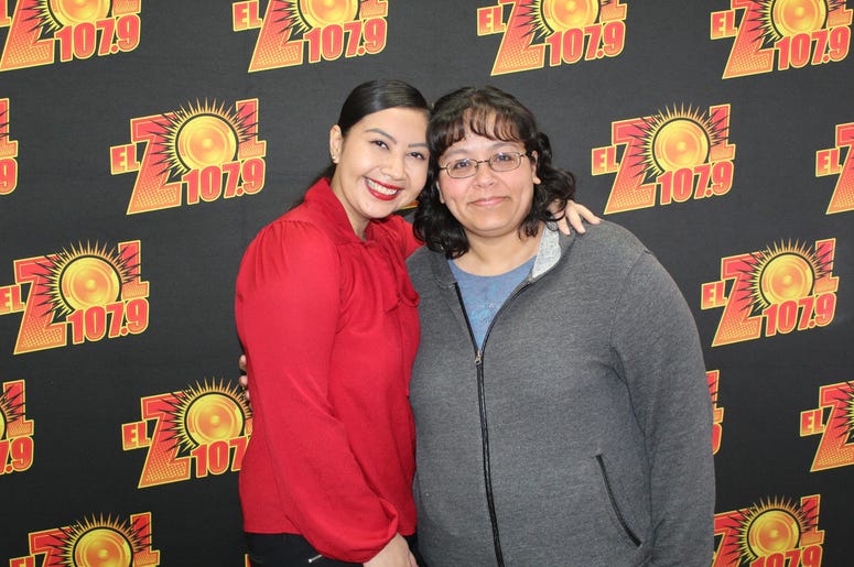 Sandee Bonita en Boost Mobile Sandee Bonita en Boost Mobile