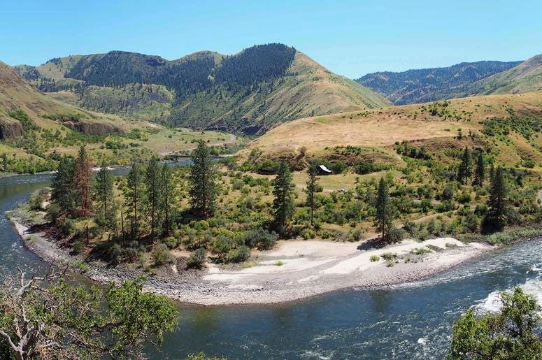 el cañón Cooper's Ferry en Idaho, Estados Unidos. Los científicos dicen que encontraron artefactos en Idaho que indican que personas vivían allí hace alrededor de 16.000 años, proporcionando nueva evidencia de que los primeros habitantes del continente ar el cañón Cooper's Ferry en Idaho, Estados Unidos. Los científicos dicen que encontraron artefactos en Idaho que indican que personas vivían allí hace alrededor de 16.000 años, proporcionando nueva evidencia de que los primeros habitantes del continente ar