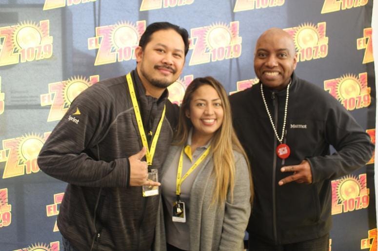 Rey Parker Junto a Sprint Rey Parker, Sprint, El Zol 1079, Washington DC Sprint, Washington D.C.