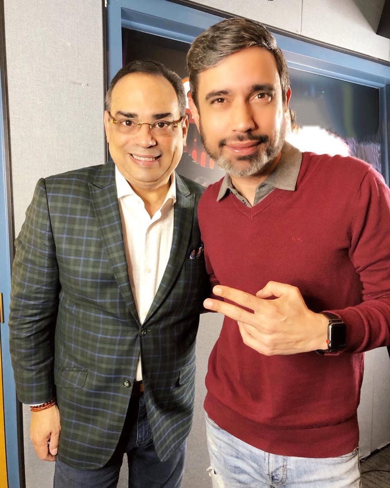 Gilberto Santa Rosa visita los estudios de El Y Ella JR y Gilberto Santa Rosa
