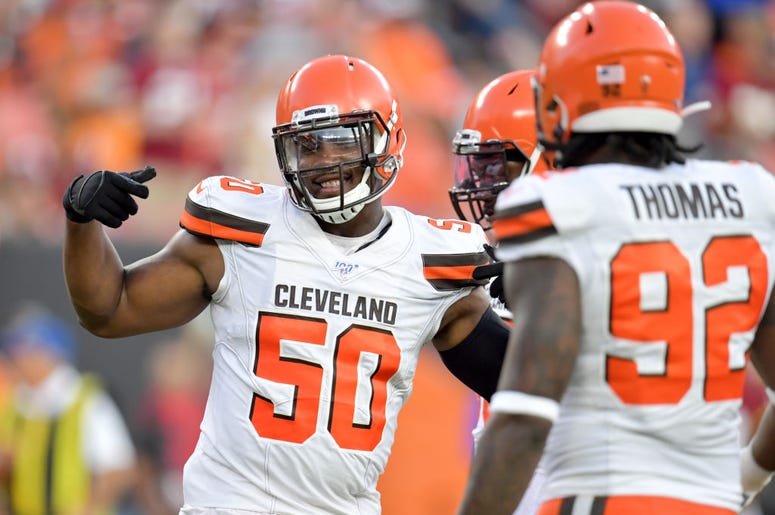 Chris Smith #50 of the Cleveland Browns Chris Smith #50 of the Cleveland Browns