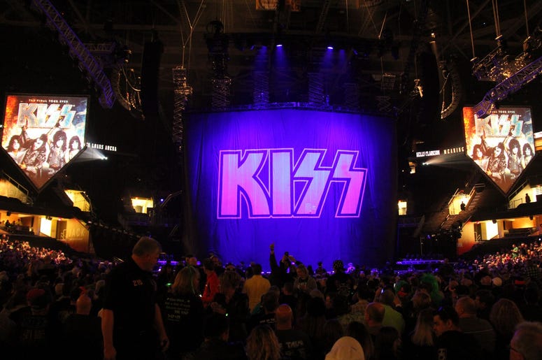 KISS at Quicken Loans Arena March 17, 2019 KISS at Quicken Loans Arena March 17, 2019