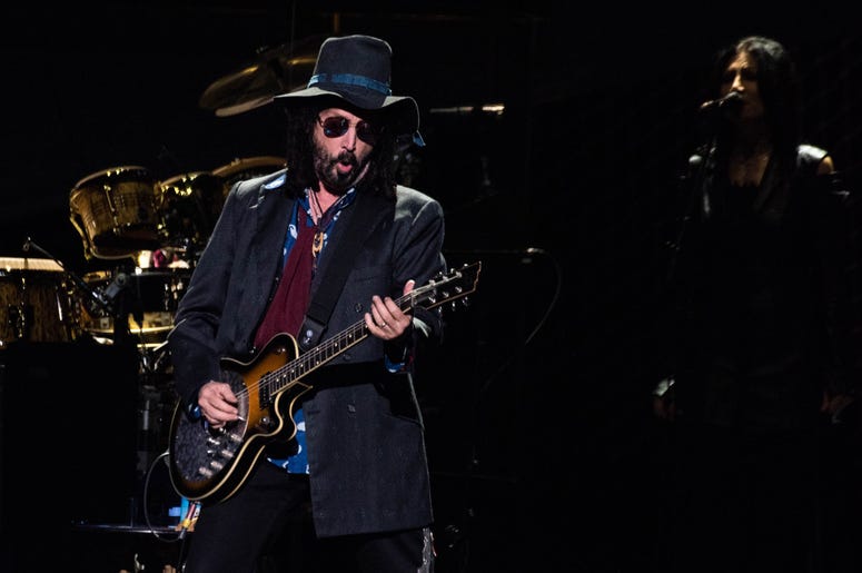 MIke Campbell of Fleetwood Mac performs onstage at The SAP Center on November 21, 2018 in San Jose, California MIke Campbell of Fleetwood Mac performs onstage at The SAP Center on November 21, 2018 in San Jose, California