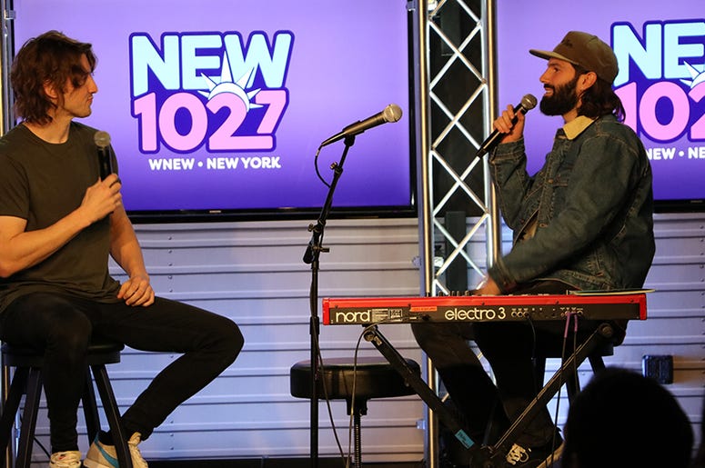 Dean Lewis Performs at NEW 102.7's 'Up Close & Personal'
