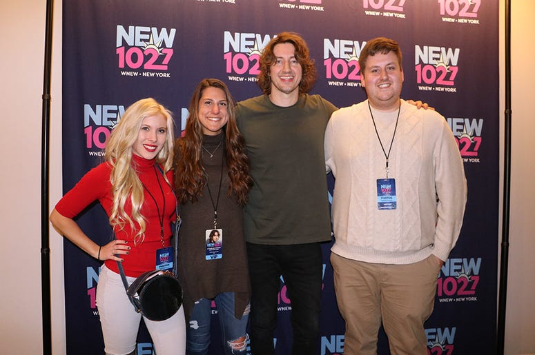 Dean Lewis Meets Fans at NEW 102.7 'Up Close and Personal'