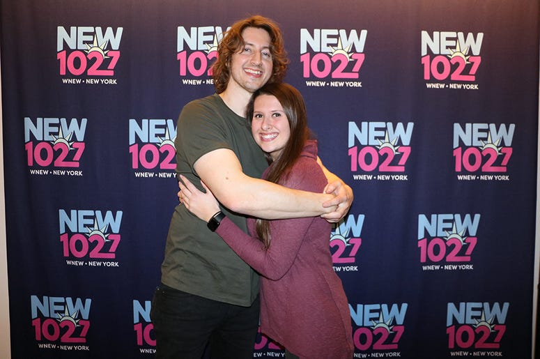 Dean Lewis Meets Fans at NEW 102.7 'Up Close and Personal'