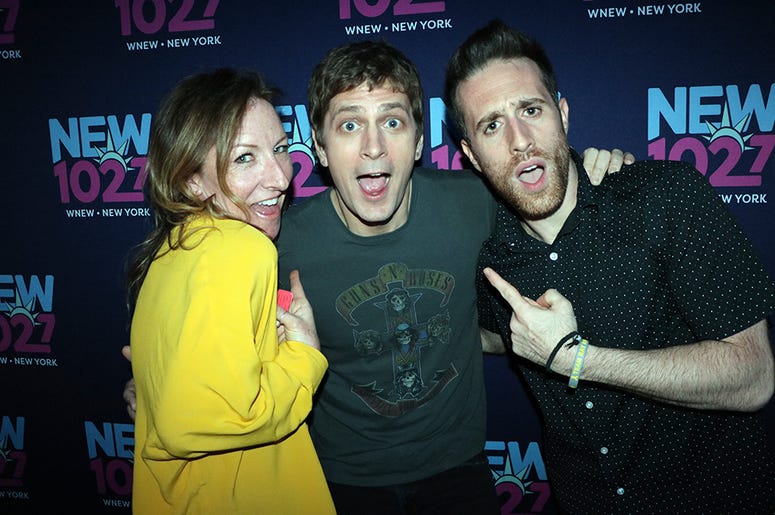 Rob Thomas Meets Fans at NEW 'Up Close & Personal'