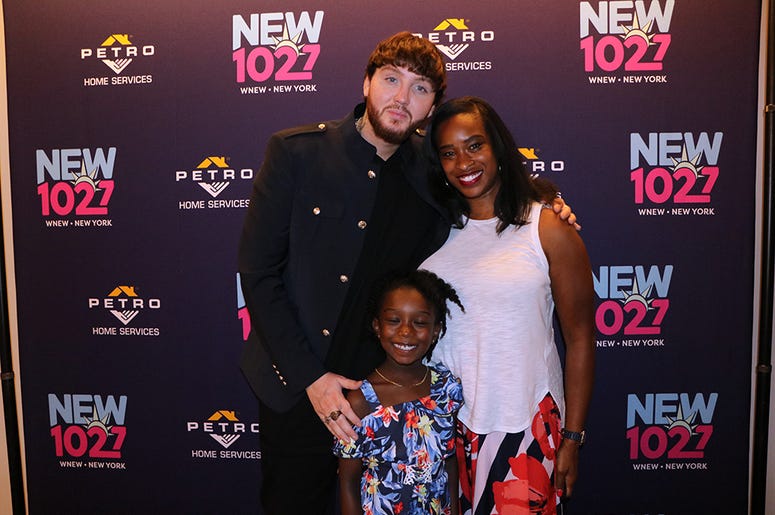 James Arthur Meets Fans at NEW 102.7's 'Up Close & Personal'