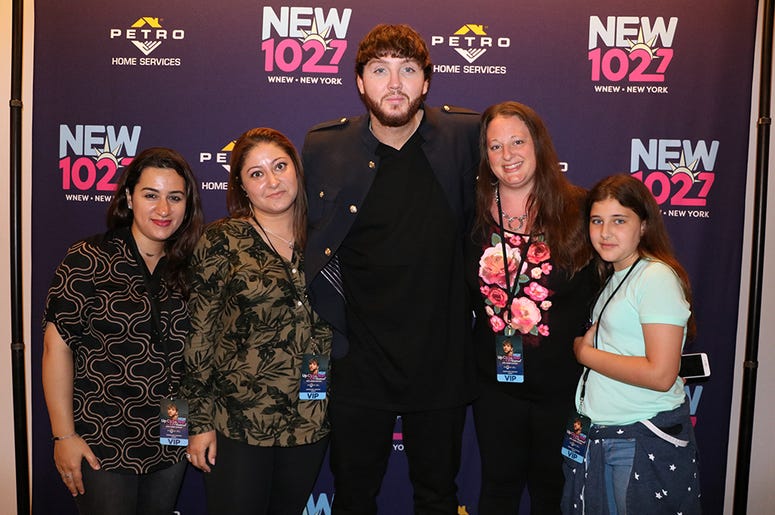 James Arthur Meets Fans at NEW 102.7's 'Up Close & Personal'