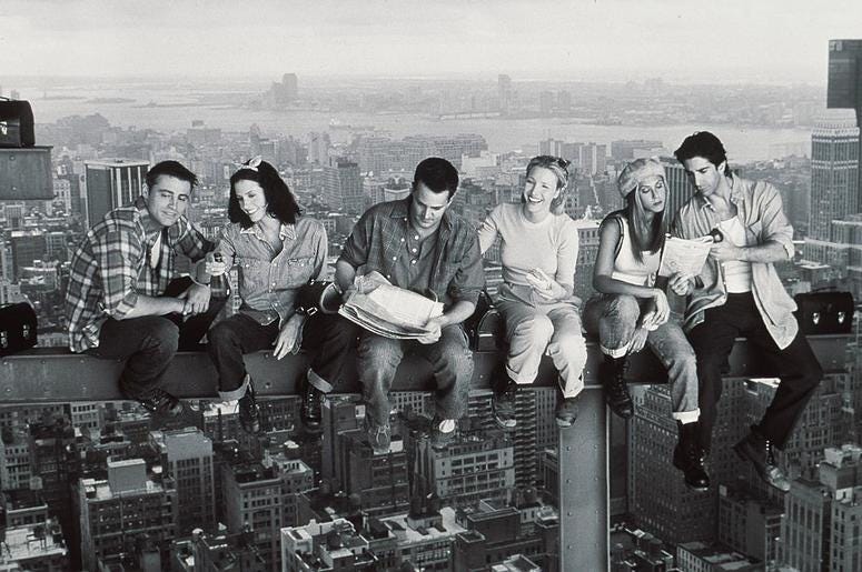 1999 Matthew Perry, Jennifer Aniston, Courteney Cox, Matt Le Blanc, Lisa Kudrow, And David Schwimmer Star In The Latest Season Of "Friends."