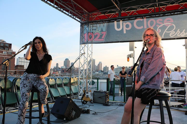 Ingrid Michaelson Performs on the Circle Line