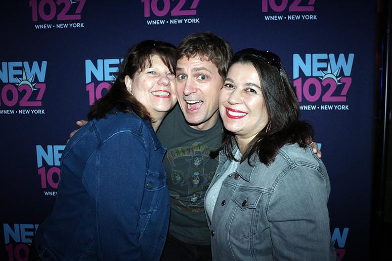 Rob Thomas Meets Fans at NEW 'Up Close & Personal'