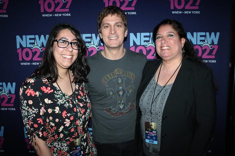 Rob Thomas Meets Fans at NEW 'Up Close & Personal'