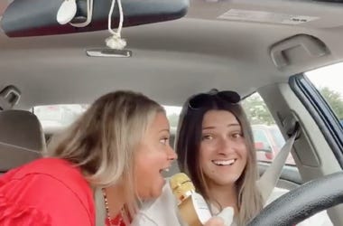 singing in the car sining in the car