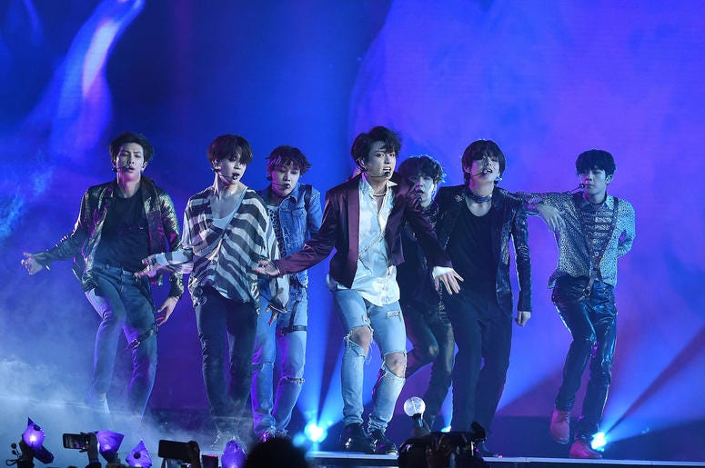 Jungkook, Jimin, V, Suga, Jin, j-hope of BTS perform at the 2018 Billboard Music Awards Jungkook, Jimin, V, Suga, Jin, j-hope of BTS perform at the 2018 Billboard Music Awards