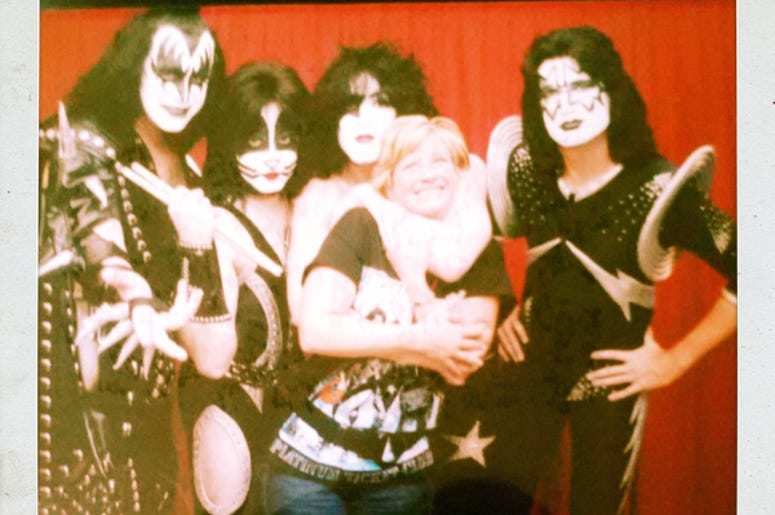 Teri meets KISS, 2004 Teri meets KISS, 2004