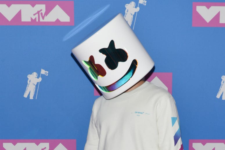Marshmello Marshmello Face walking on the red carpet at The 2018 MTV Video Music Awards held at Radio City Music Hall in New York, NY on August 20, 2018.