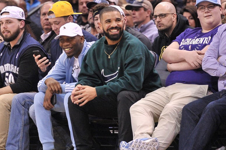 drake raptors game drake raptors game