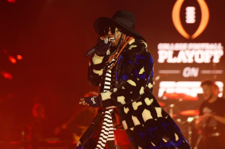 Lil Wayne performs during the 2019 College Football Playoff National Championship Game Halftime Show at Treasure Island on January 7, 2019 in San Francisco, California Lil Wayne performs during the 2019 College Football Playoff National Championship Game Halftime Show at Treasure Island on January 7, 2019 in San Francisco, California