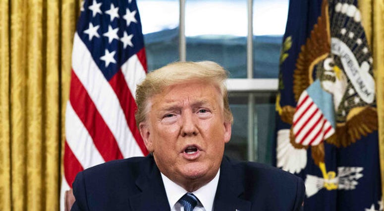 Presidnet Trump Oval Office