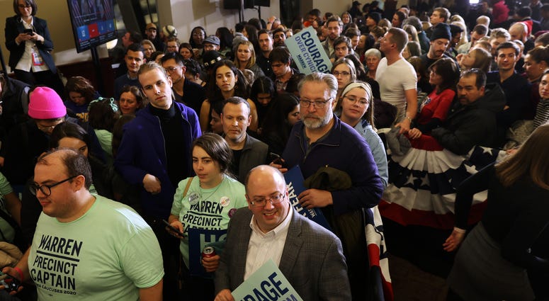 ES MOINES, IOWA - FEBRUARY 03: Supporters attend a caucus night watch party for Democratic presidential candidate Sen. Elizabeth Warren (D-MA) on February 03, 2020 in Des Moines, Iowa. Iowa is the first contest in the 2020 presidential nominating process