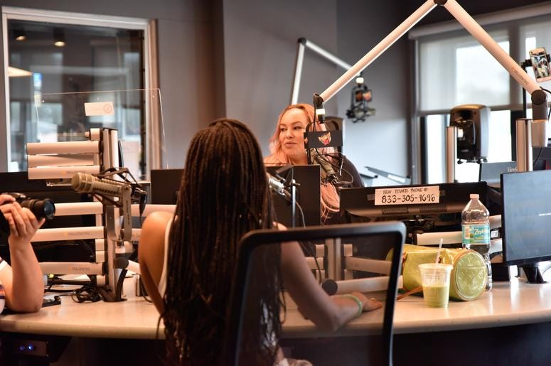 Ivy Unleashed interviews Jorja Smith at Power 96 Studio Ivy Unleashed interviews Jorja Smith at Power 96 Studio
