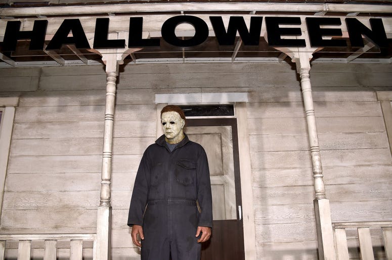 HOLLYWOOD, CALIFORNIA - OCTOBER 17: An actor dressed as the character of Michael Myers attends the Universal Pictures' "Halloween" premiere at TCL Chinese Theatre on October 17, 2018 in Hollywood, California. (Photo by Kevin Winter/Getty Images) HOLLYWOOD, CALIFORNIA - OCTOBER 17: An actor dressed as the character of Michael Myers attends the Universal Pictures' "Halloween" premiere at TCL Chinese Theatre on October 17, 2018 in Hollywood, California. (Photo by Kevin Winter/Getty Images)
