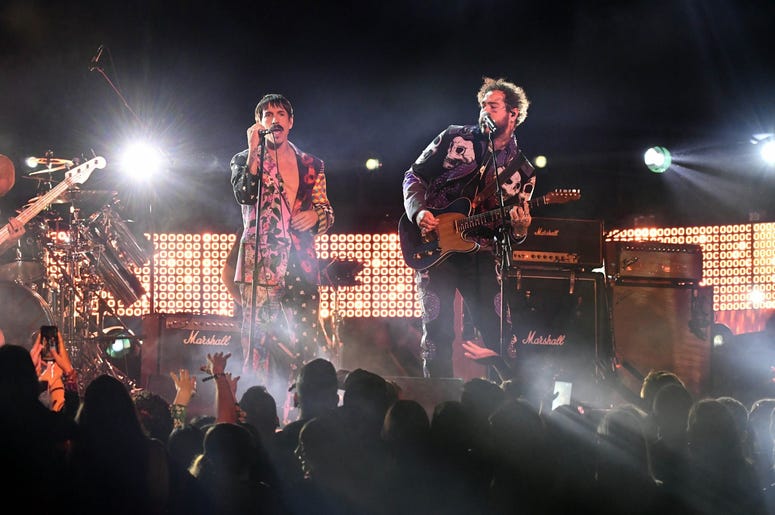 February 10, 2019; Los Angeles, CA, USA; Anthony Kiedis (L) of The Red Hot Chili Peppers and Post Malone (R) perform during the 61st Annual GRAMMY Awards on Feb. 10, 2019 at STAPLES Center in Los Angeles, Calif. Mandatory Credit: Robert Hanashiro-USA TODA February 10, 2019; Los Angeles, CA, USA; Anthony Kiedis (L) of The Red Hot Chili Peppers and Post Malone (R) perform during the 61st Annual GRAMMY Awards on Feb. 10, 2019 at STAPLES Center in Los Angeles, Calif. Mandatory Credit: Robert Hanashiro-USA TODA